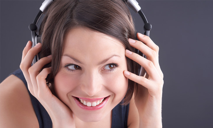5 лучших Bluetooth наушников Bluetooth wireless headphones 730x439 - 5 лучших Bluetooth наушников